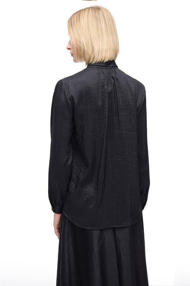  Düğmeli Uzun Kollu Poliamid Bluz