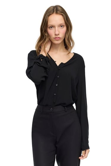  Siyah Ametist Rahat Kalıp V-Yaka Bluz