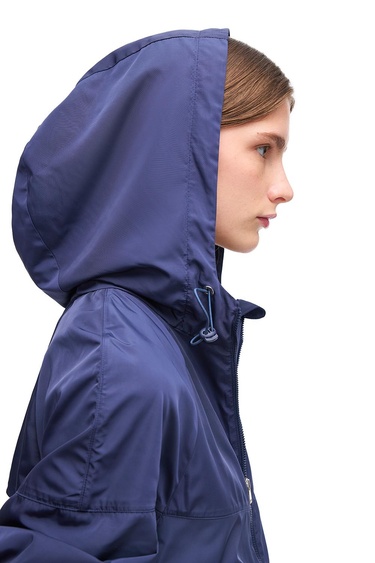  Amiens Lacivert Renk Rahat Kalıp Dik Yaka Düşük Kollu Mont