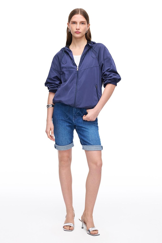  Amiens Lacivert Renk Rahat Kalıp Dik Yaka Düşük Kollu Mont