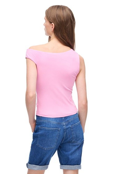  Elsas Pembe Renk Regular Fit Kayık Yaka Düşük Kollu Tişört