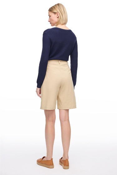  Esnek Kumaşlı Şort