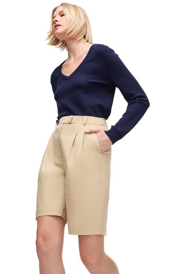  Esnek Kumaşlı Şort