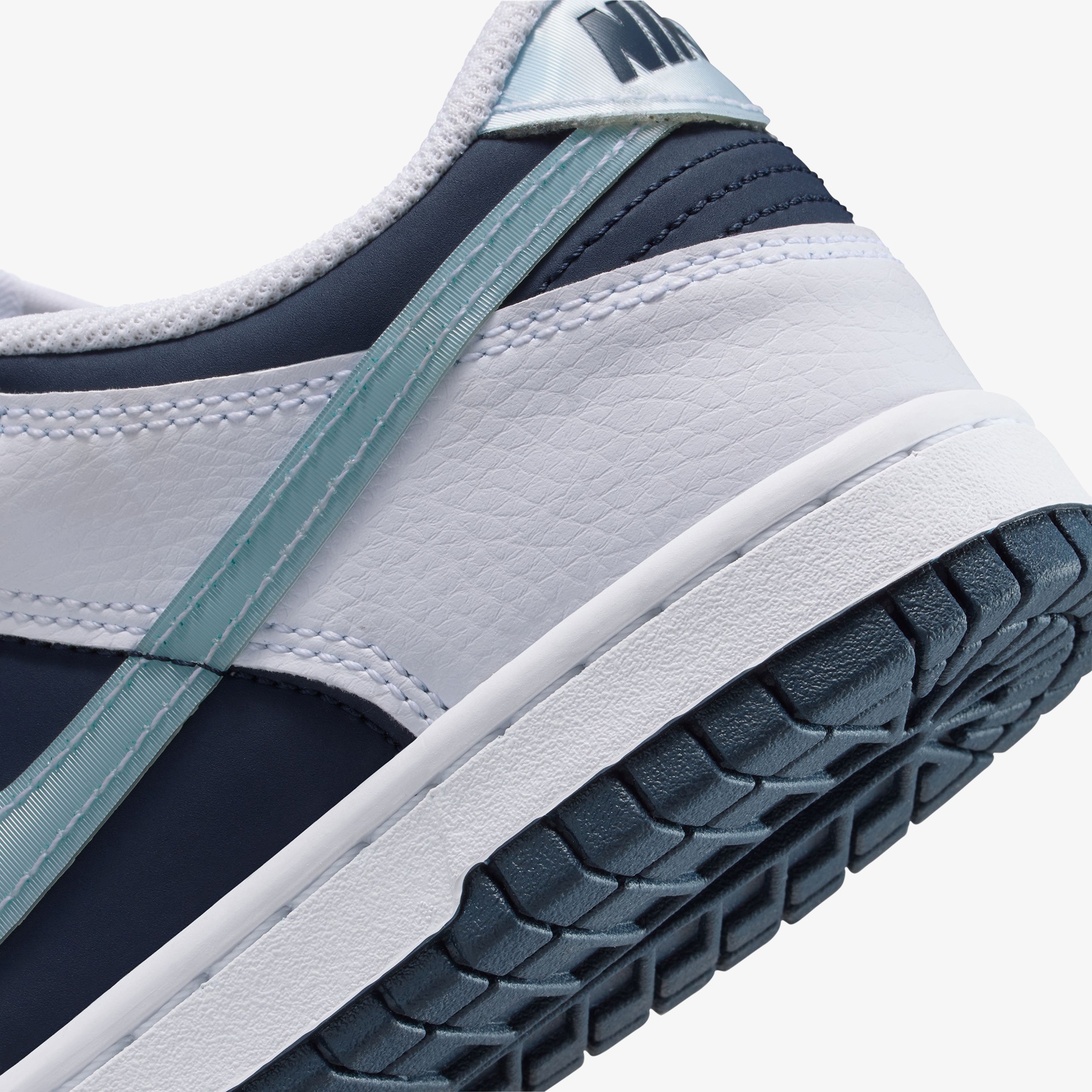 Nike Dunk Low Beyaz Spor Ayakkabı