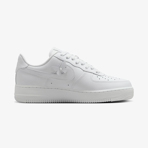  Nike Air Force 1 Low Kadın Beyaz Spor Ayakkabı