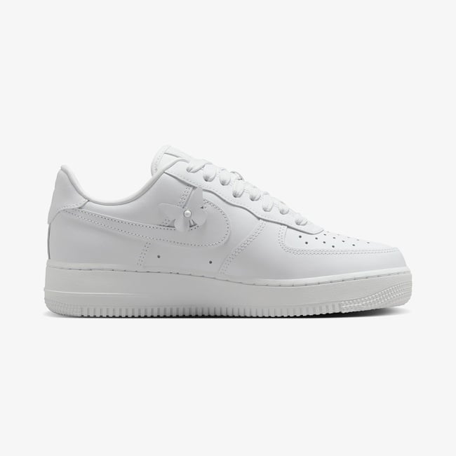  Nike Air Force 1 Low Kadın Beyaz Spor Ayakkabı