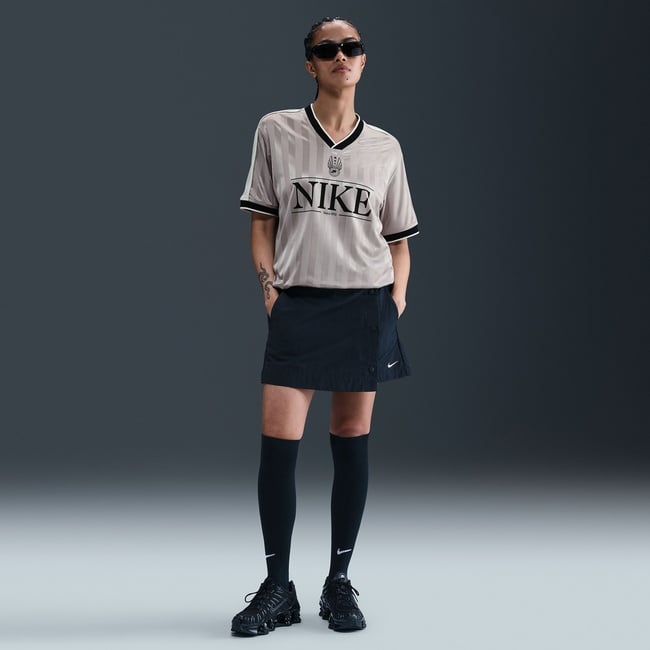  Nike Sportswear Kadın Gri T-Shirt