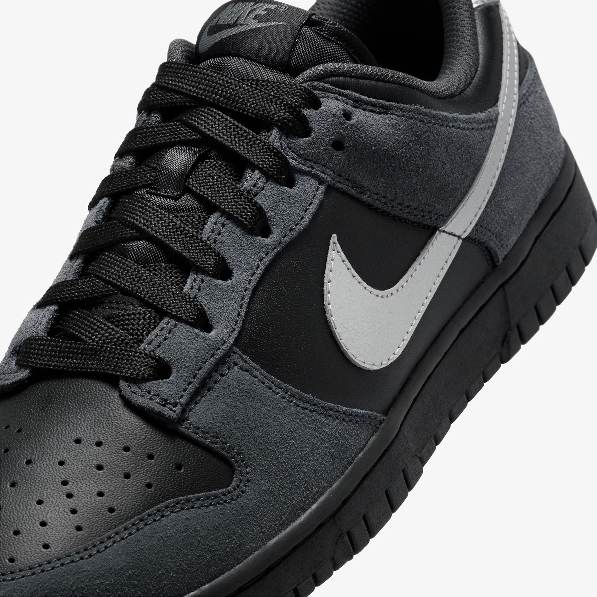 Nike Dunk Low Kadın Siyah Spor Ayakkabı