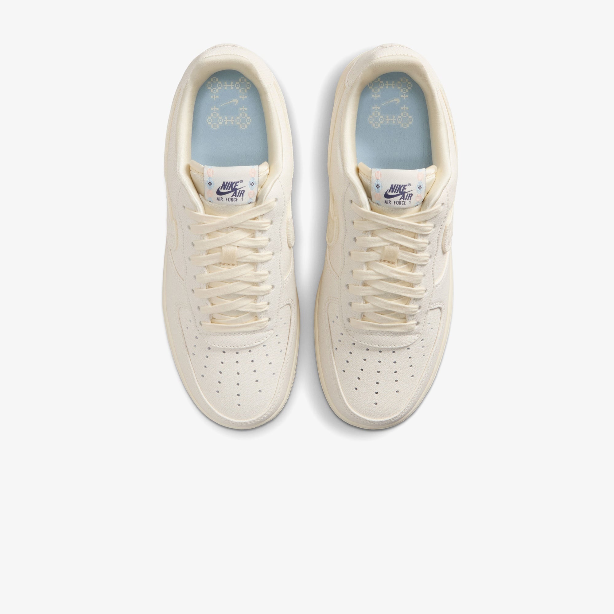 Nike Air Force 1 '07 LX Kadın Krem Rengi Spor Ayakkabı