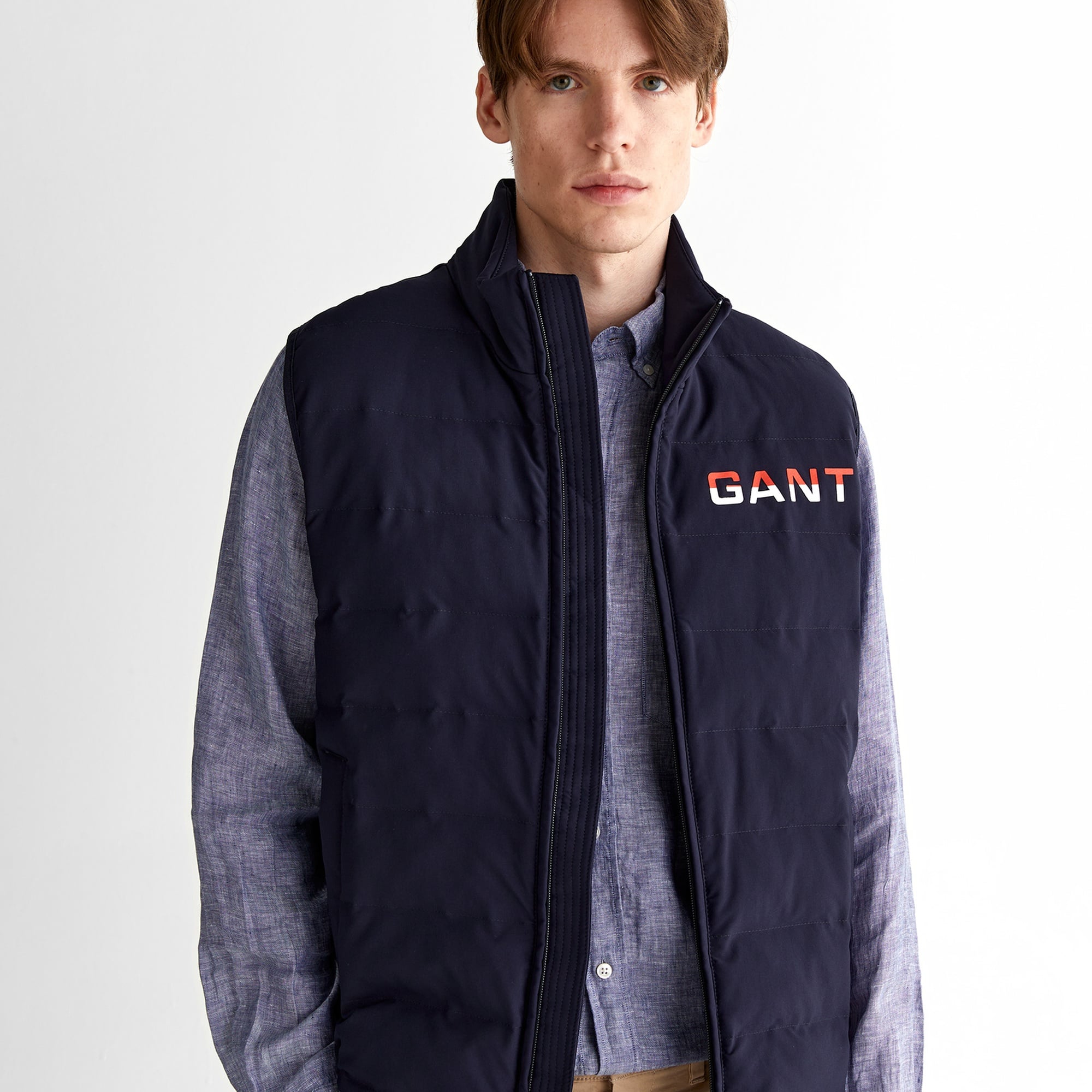 GANT Erkek Lacivert Regular Fit Dik Yaka Logolu Yelek