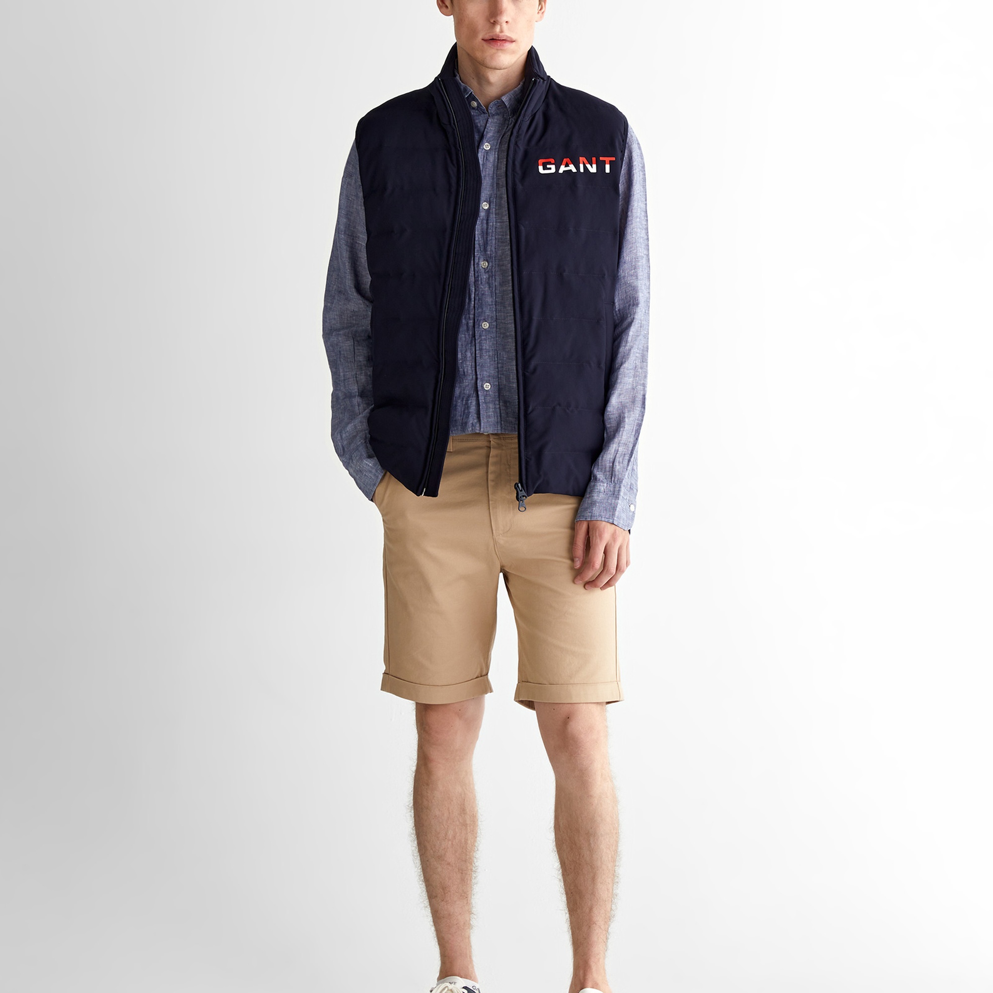 GANT Erkek Lacivert Regular Fit Dik Yaka Logolu Yelek