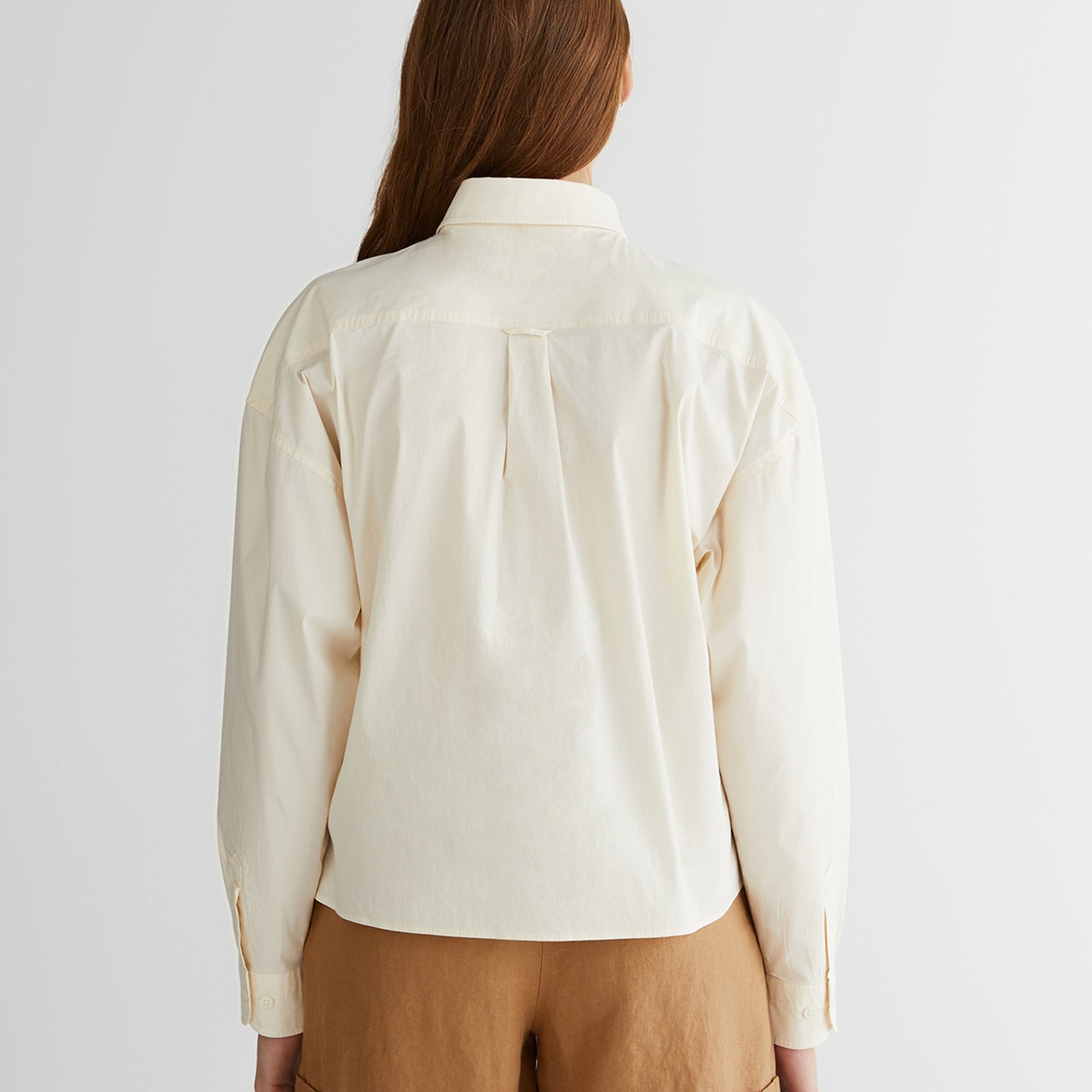 GANT Kadın Krem Klasik Yaka Logolu Gömlek