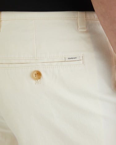  GANT Erkek Krem Slim Fit Şort