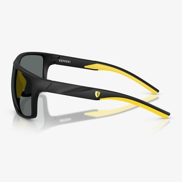  Scuderia Ferrari FZ6015U Erkek Siyah Güneş Gözlüğü