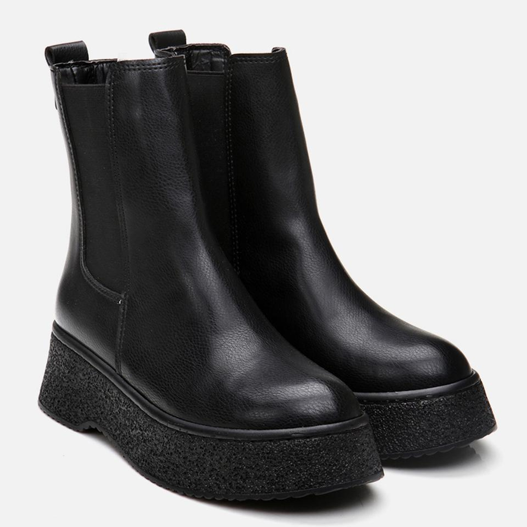 Kadın Siyah Kalın Tabanlı Düz Bot