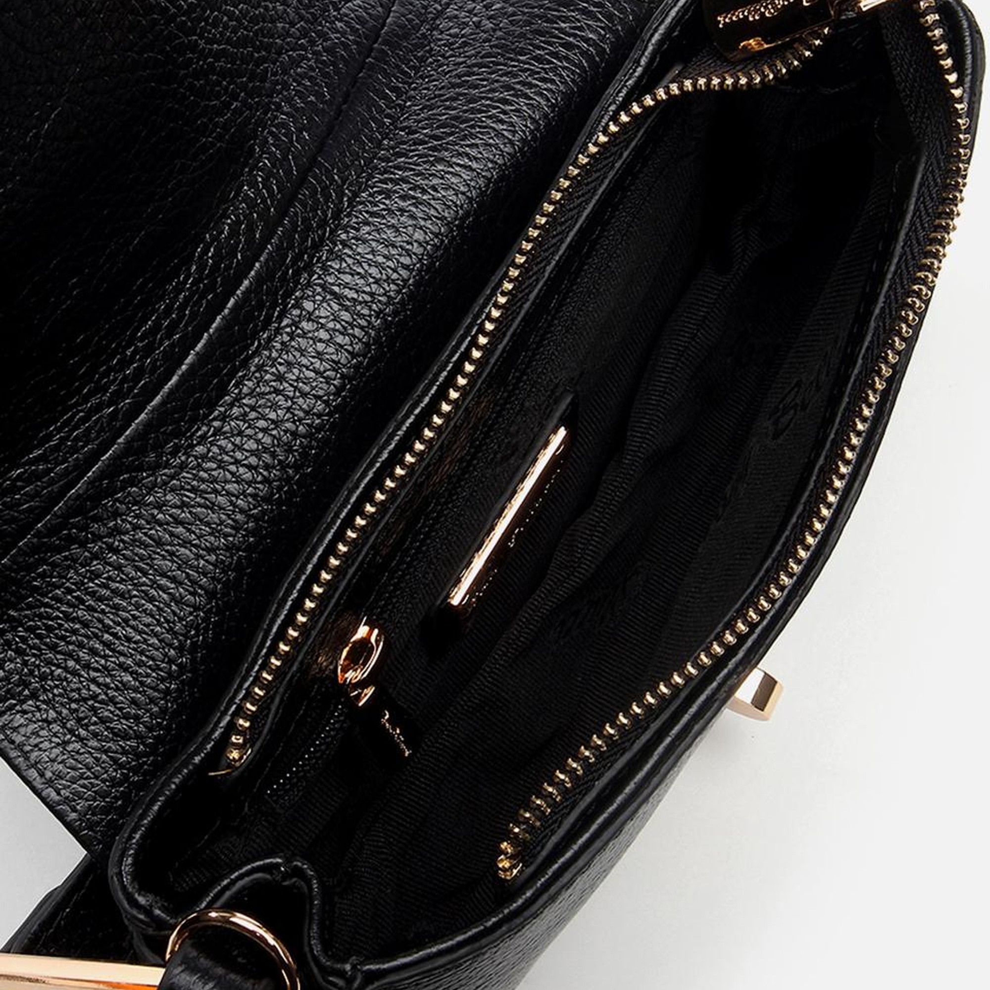 Kadın Deri Siyah Omuz Çantası