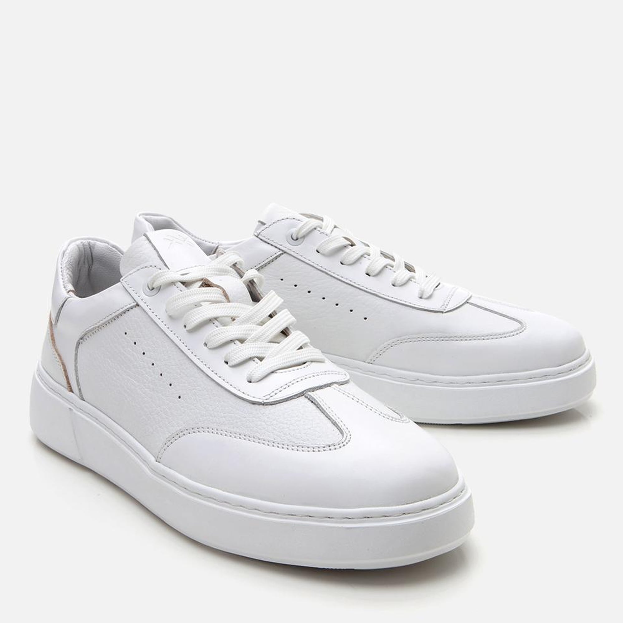 Erkek Deri Beyaz Ultra Hafif Tabanlı Spor Ayakkabı