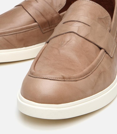  Erkek Deri Bej Ultra Hafif Tabanlı Klasik Loafer