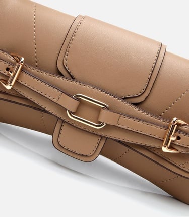  Kadın Vizon Toka Detaylı Asimetrik Çapraz Askılı Çanta