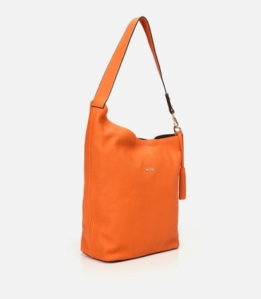  Kadın Deri Turuncu Asimetrik Yumuşak Dokulu Omuz Çantası