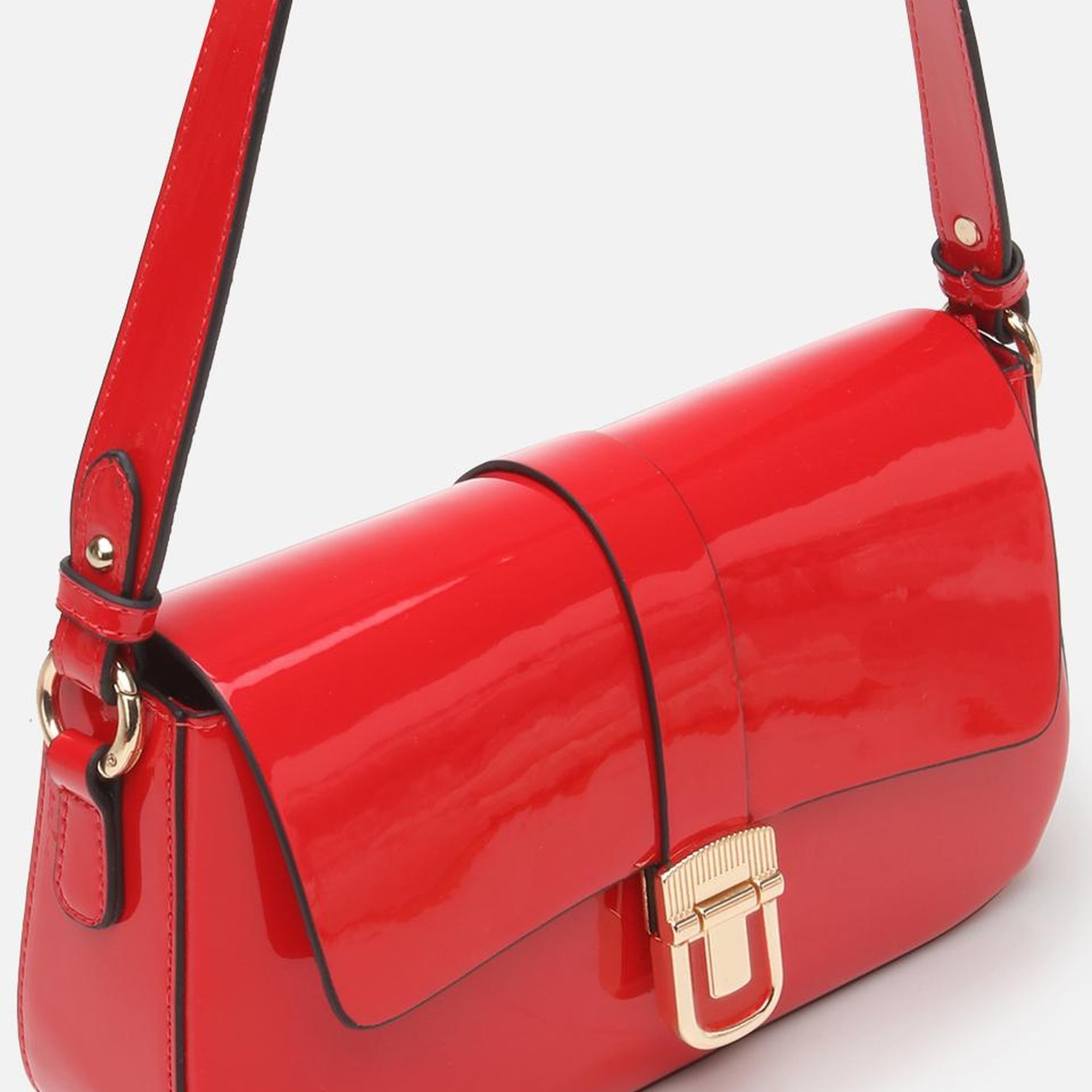 Kadın Kırmızı Kilit Detaylı Çapraz Askılı Çanta