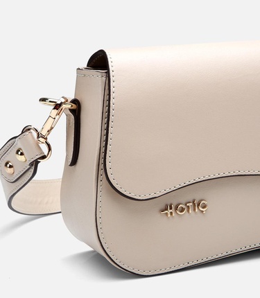  Kadın Ekru Omuz Çantası