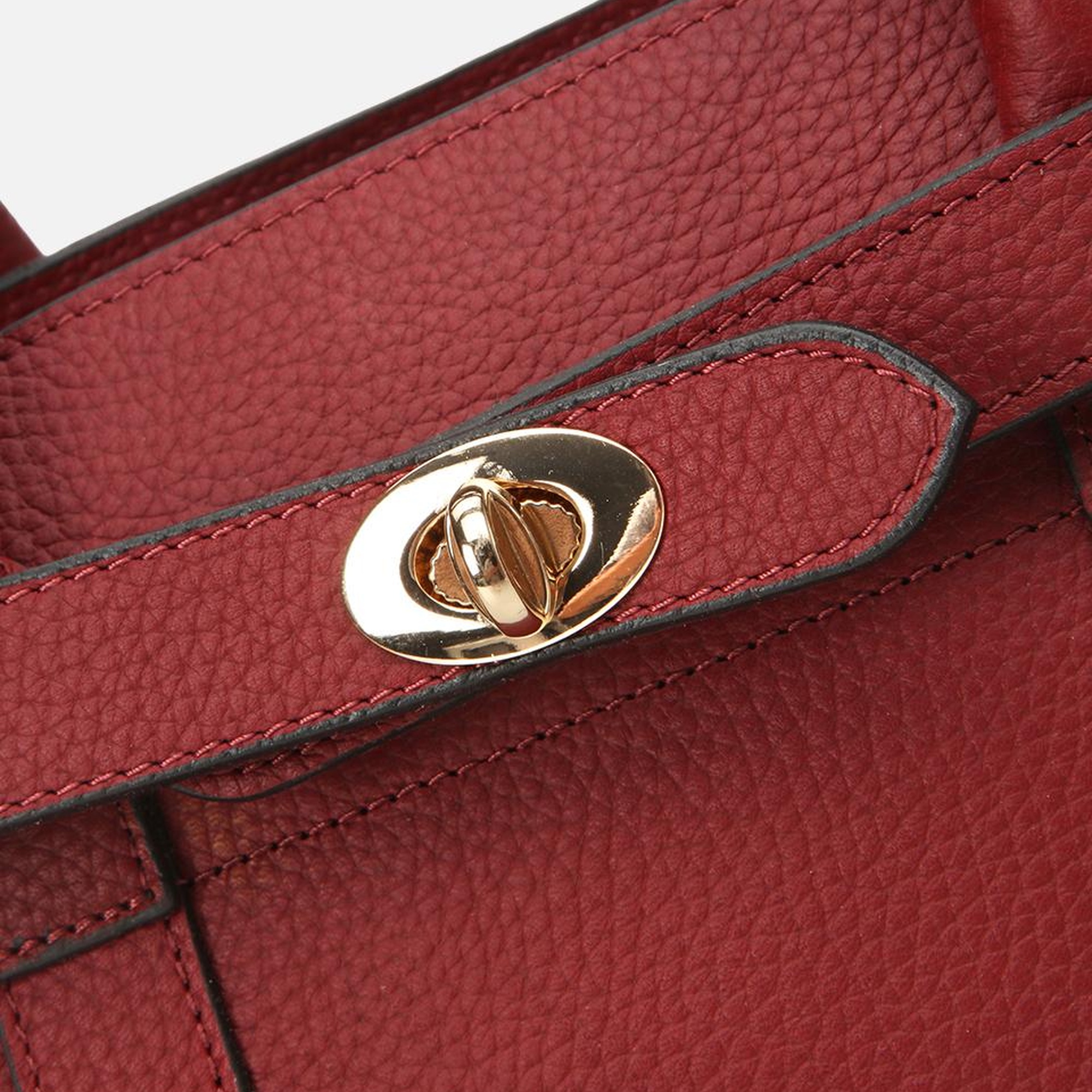 Kadın Deri Bordo Kilit Detaylı Omuz Çantası