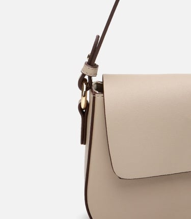  Kadın Bej Kilit Detaylı Çapraz Askılı Çanta
