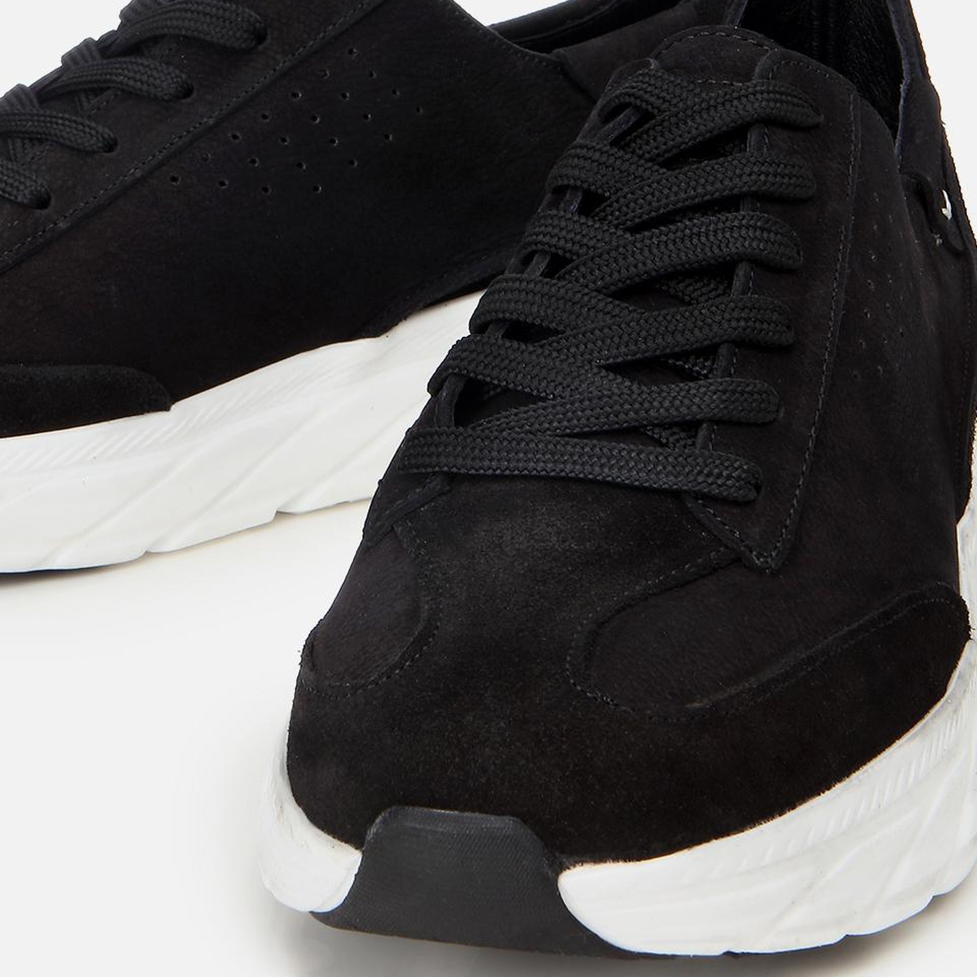 Erkek Nubuk Deri Siyah Ultra Hafif Tabanlı Spor Ayakkabı