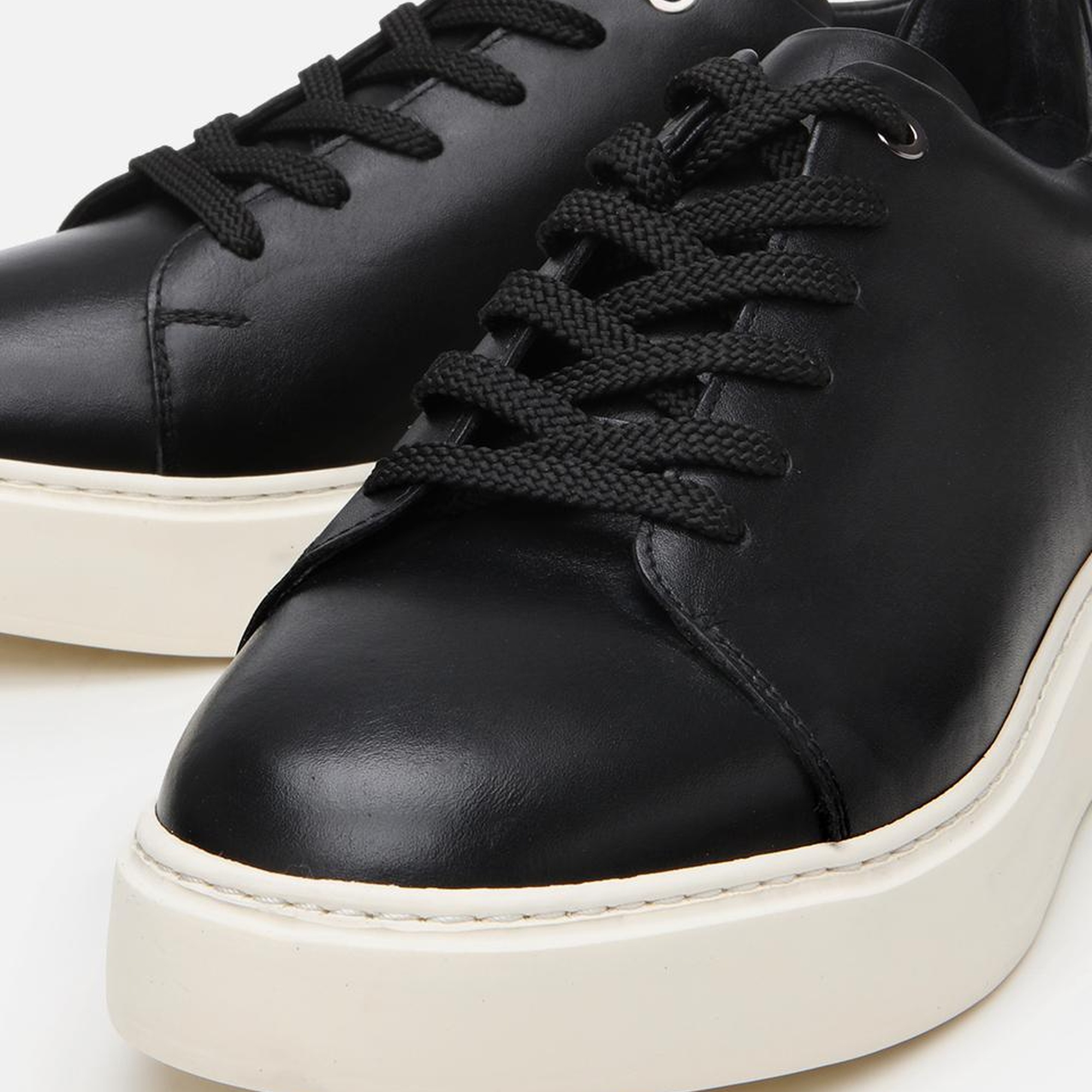 Erkek Deri Siyah Toka Detaylı Spor Ayakkabı