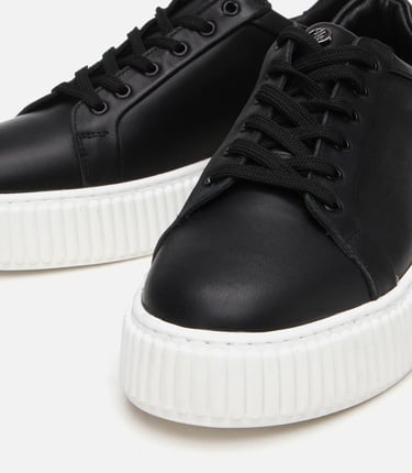  Erkek Deri Siyah Yüksek Tabanlı Spor Ayakkabı