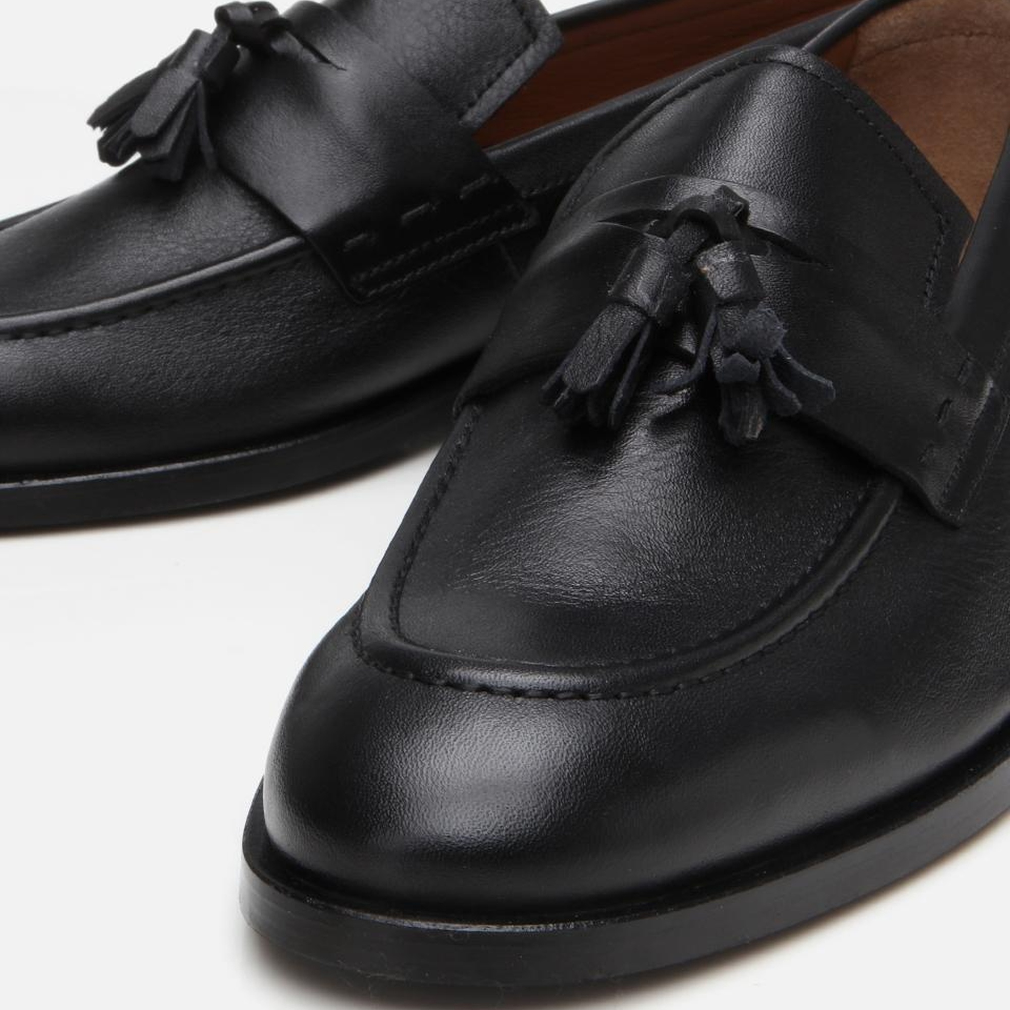 Erkek Deri Siyah Püskül Detaylı Klasik Loafer