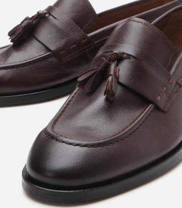  Erkek Deri Kahverengi Püskül Detaylı Klasik Loafer
