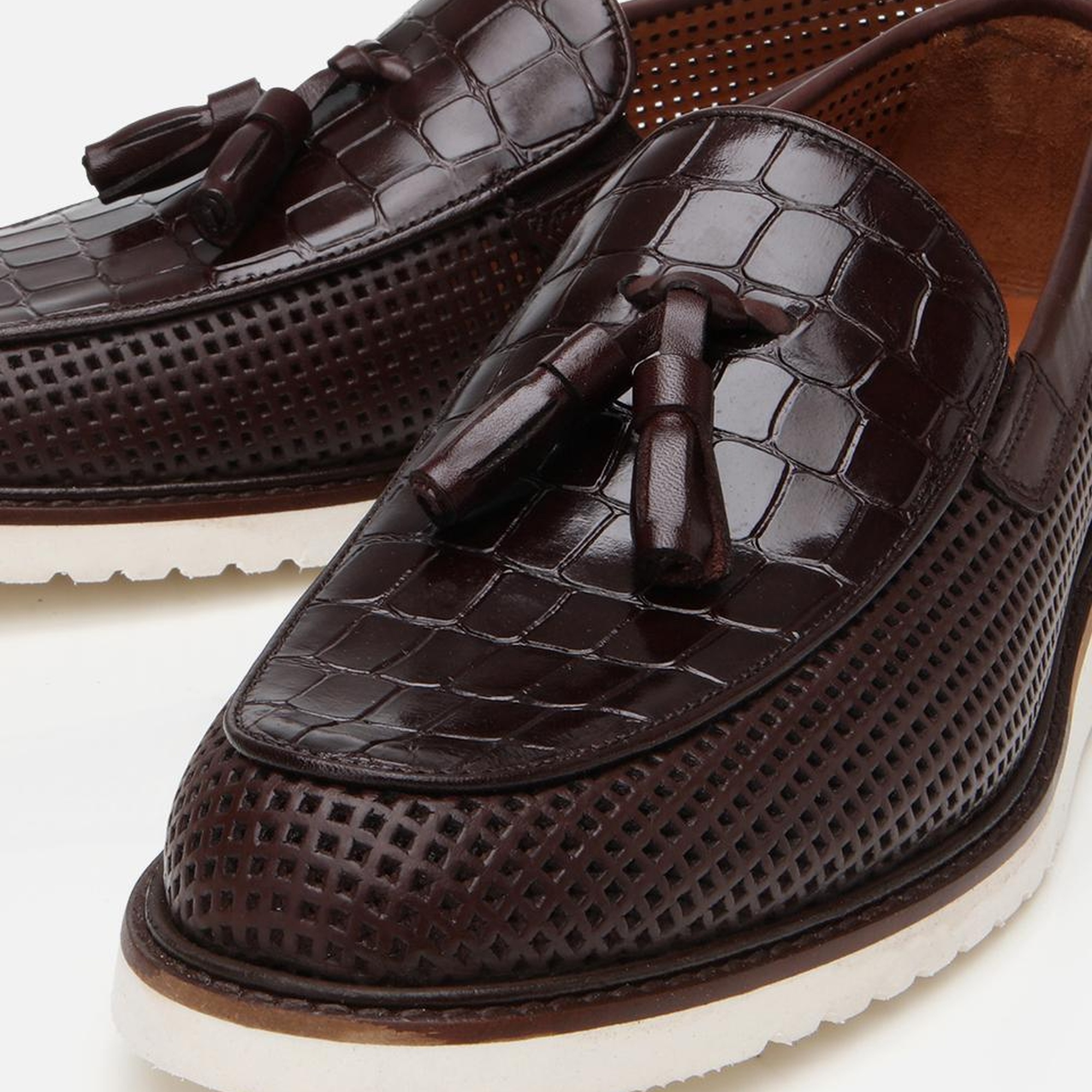 Erkek Deri Kahverengi Kroko Desenli Püskül Detaylı Günlük Loafer