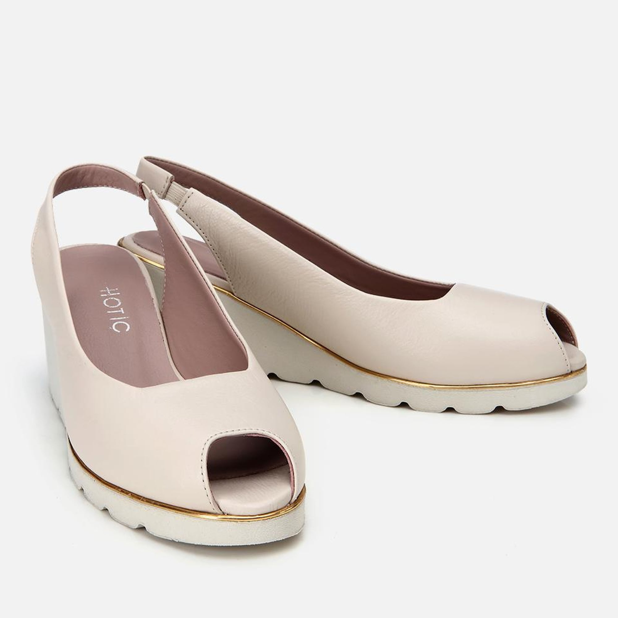 Kadın Deri Ekru Tokalı Dolgu Topuklu Sandalet