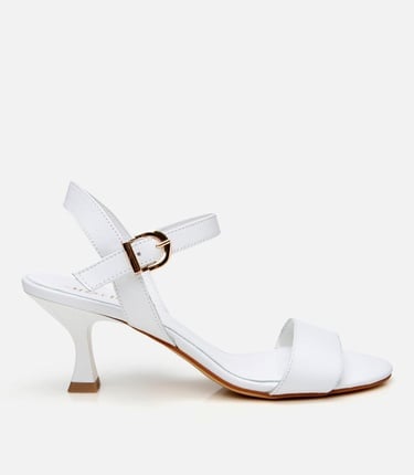  Kadın Deri Beyaz Kemerli Topuklu Sandalet