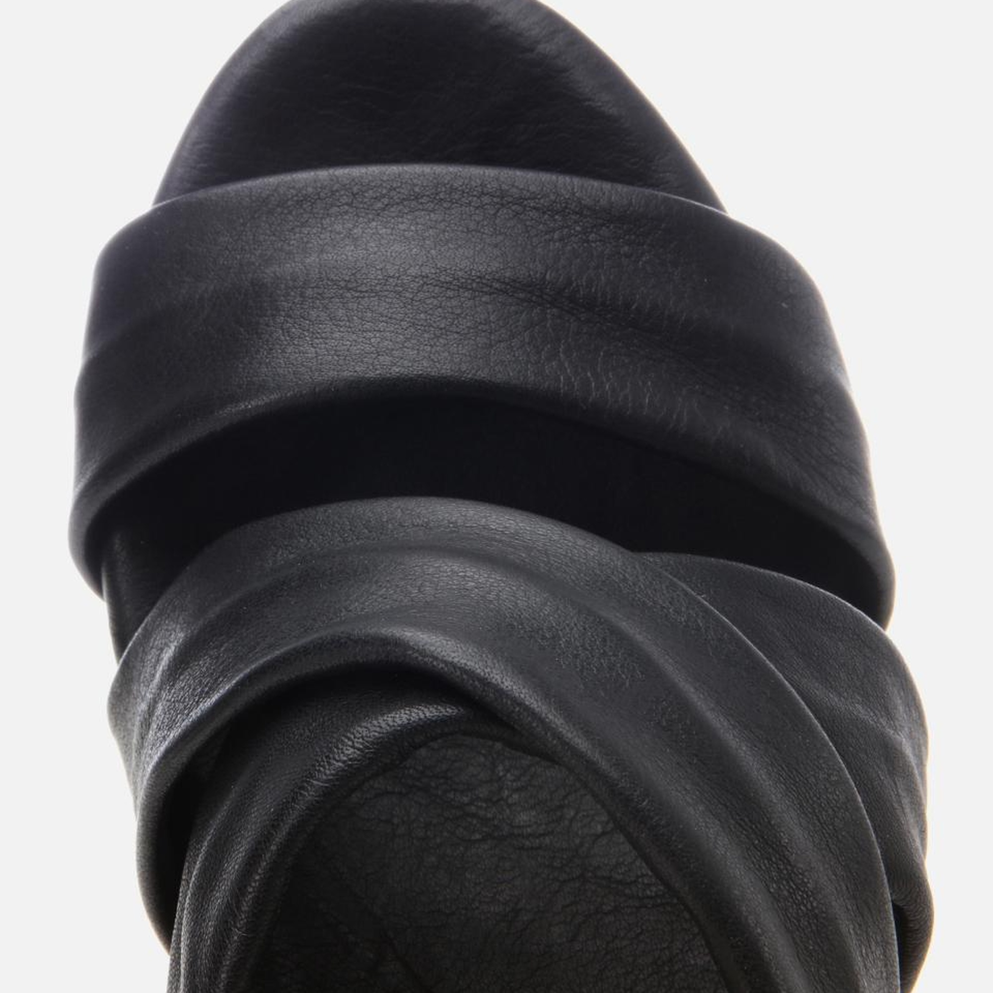 Kadın Deri Siyah Dolgu Topuklu Terlik