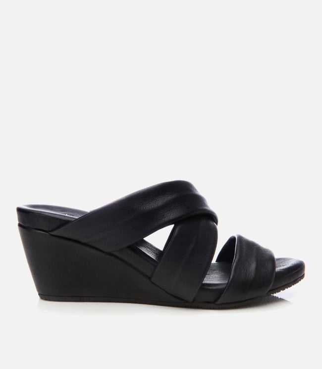  Kadın Deri Siyah Dolgu Topuklu Terlik