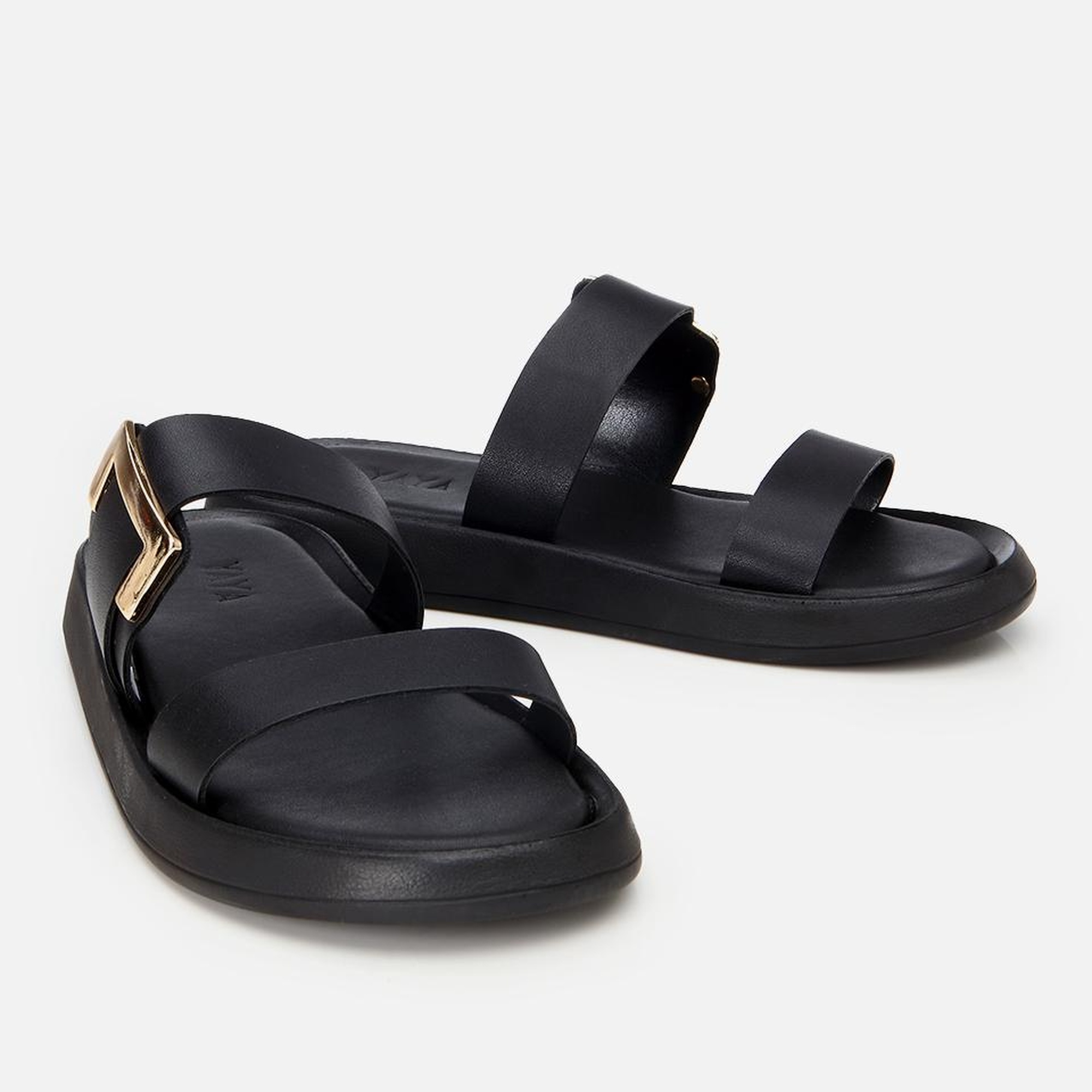 Kadın Siyah Yaya Tokalı Düz Terlik