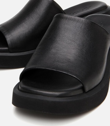  Kadın Deri Siyah Topuklu Terlik