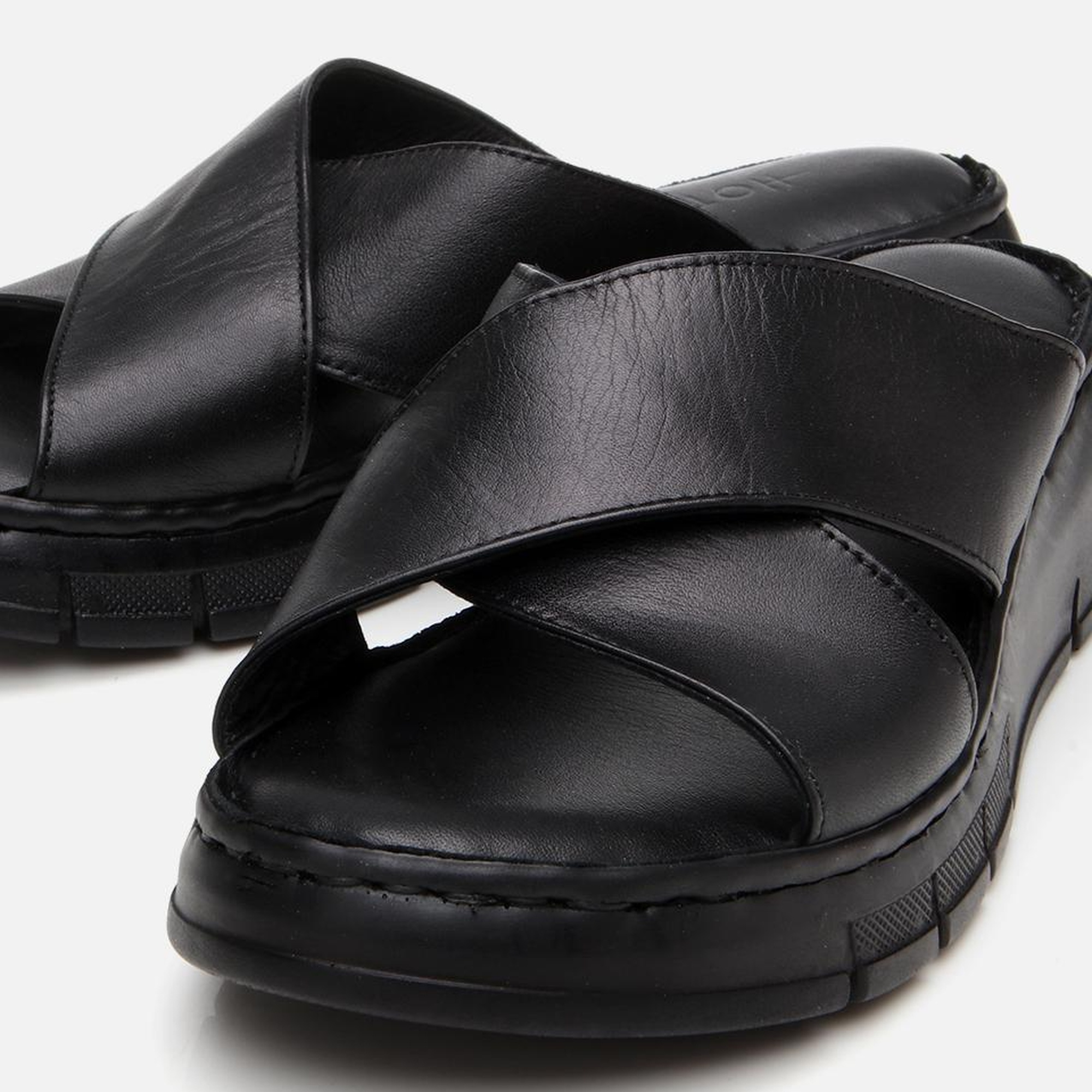 Kadın Deri Siyah Comfort Terlik