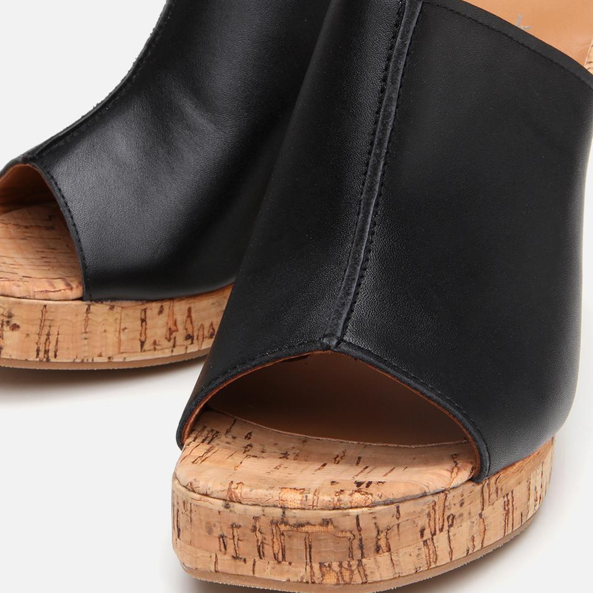 Kadın Deri Siyah Kalın Topuklu Terlik