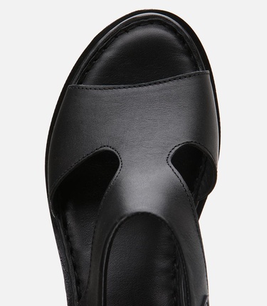  Kadın Deri Siyah Kemerli Rahat Topuklu Sandalet