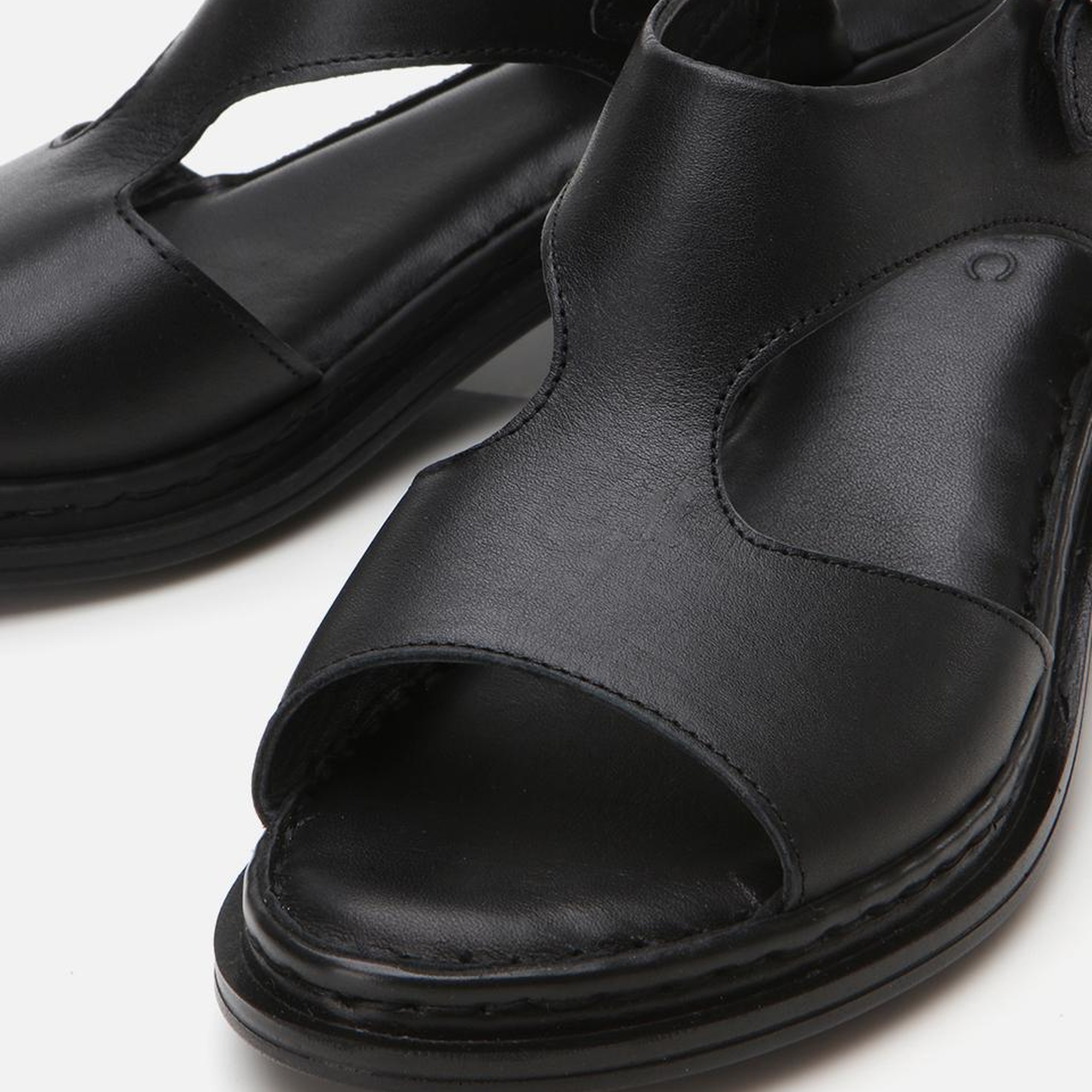 Kadın Deri Siyah Kemerli Rahat Topuklu Sandalet