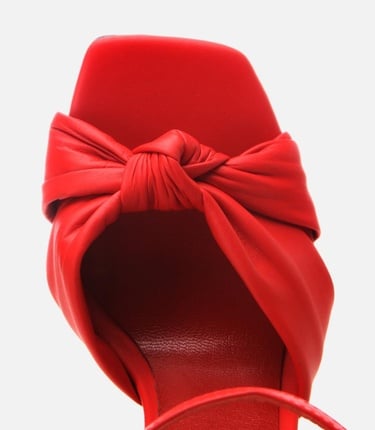  Kadın Deri Kırmızı Kemerli Topuklu Sandalet