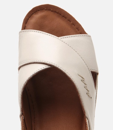  Kadın Deri Bej Ayarlanabilir Comfort Sandalet