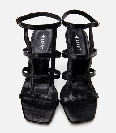  Kadın Deri Siyah Kroko Desenli Topuklu Sandalet