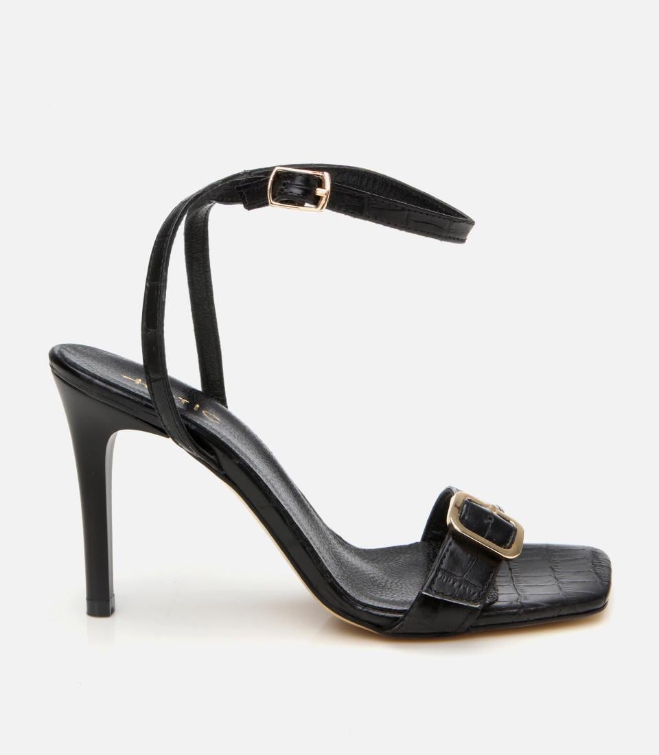  Kadın Deri Siyah Kemerli Topuklu Sandalet