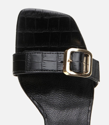  Kadın Deri Siyah Kemerli Topuklu Sandalet