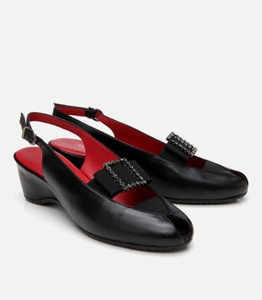  Kadın Deri Siyah Tokalı Esnek Dolgu Topuklu Sandalet